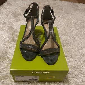 Gianni Bini Charcoal Sparkly Heels Size 8